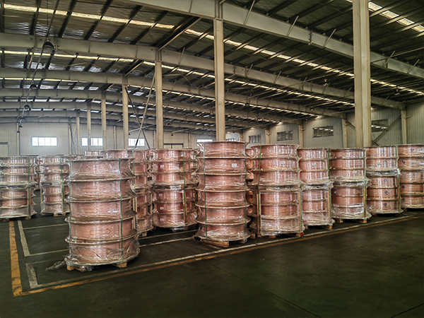 銅盤(pán)管倉(cāng)庫(kù)